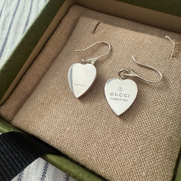 NEW Gucci Heart Shape Pendant Hoop Earrings Sterling Silver new with box - Picture 4 of 5